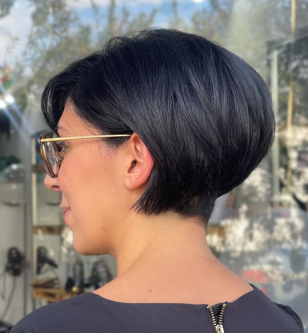 Ear Length Stacked Bob Nape Undercut