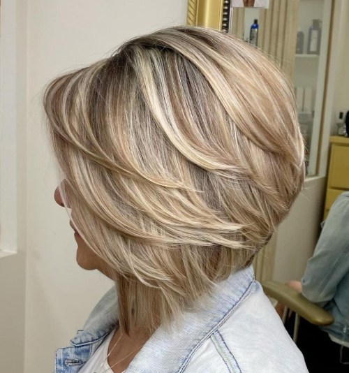 Feathered Stacked Bob with Blonde Highlights and Lowlights