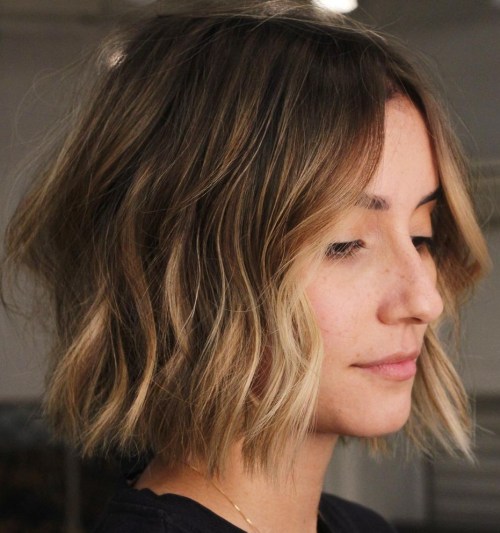 Short Wavy Hair with Blonde Highlights