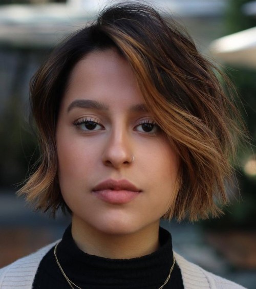 Side-Parted Dark Bob with Honey Blonde Highlights