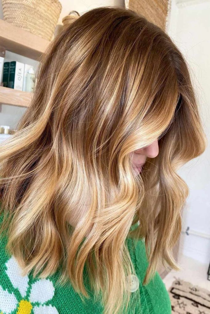 Sunkissed Highlights on Honey Blonde Hair