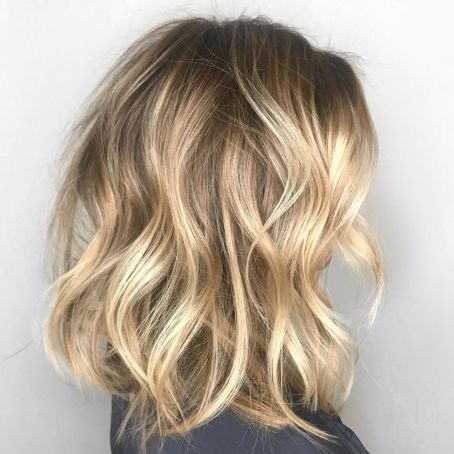 Tousled Wavy Blonde Lob