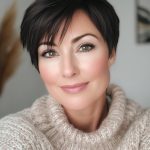 6-pixie-bob-with-dark-roots-pixie-hairstyles-for
