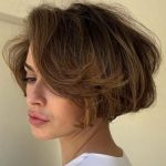 french-bob-style-for-oval-face